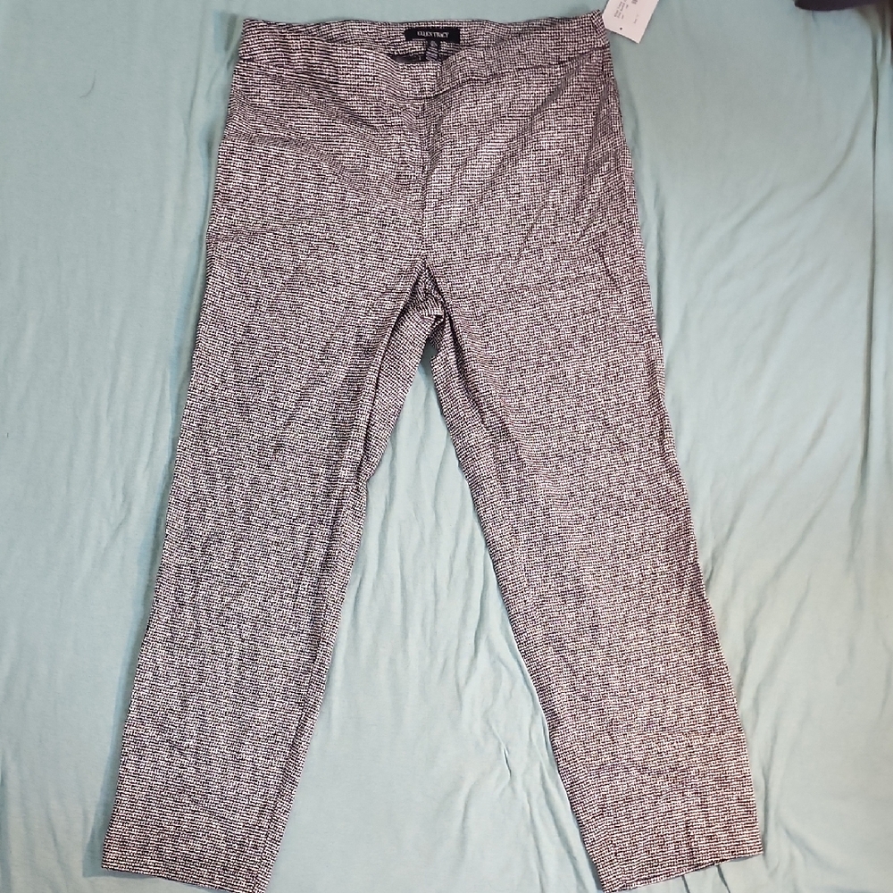 Ellen Tracy Black and White Straight Leg Pants